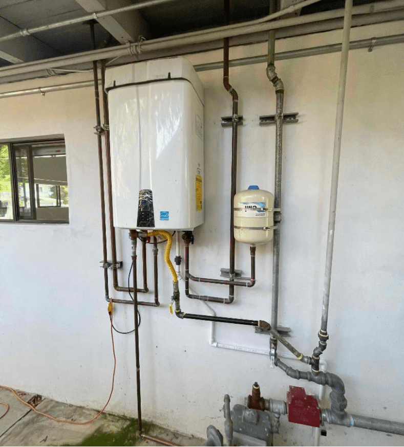 Tankless Water Heater - On Call Water Heaters in Glendale, CA